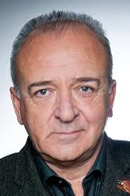 John Kennington's Instagram, Twitter & Facebook