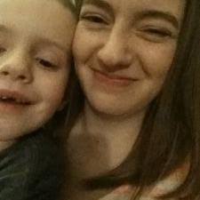 Jenny Ritter (@Jenrit12)