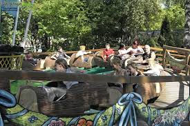 Bayrische Flossfahrt Im Freizeitpark Geiselwind Freizeitpark Flossfahrt Achterbahn