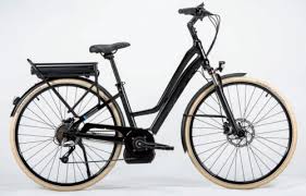 Je veux trouver un vélo electrique de qualité bien noté et économique pas cher ici velo triporteur electrique paris. Le Velo Electrique Velo Electrique Moustache Samedi 28 Black Open Est Chez Neovelo Paris 15 Bike Moustache Bicycle