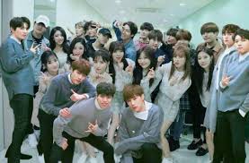 Lovelyz, infinite, jonghyun, apink, infinite h, vixx, monsta x, amber, shinee, red velvet · format. Editbyme Infinite Golden Child Lovelyz Woollim Family