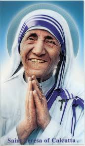 St Teresa Of Calcutta Relic Holy Card Blessed By Pope Etsy In 2020 Saint Teresa Saint Teresa Of Calcutta Mother Teresa