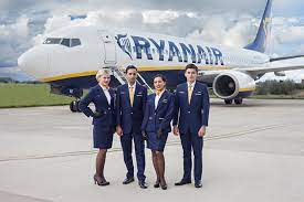 Today here are the evidence that illustrate all the smile on the air! Ryanair Cabin Crew Droht Mit Streik An Ostern