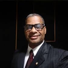 Edison Teixeira Da Silva (@revedison12) • Threads, Say more