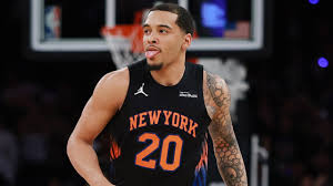 Knicks' Jeremy Sochan Taunts 76ers' V.J. Edgecombe After Game 2 Win