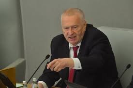 Лидер российской партии лдпр владимир жириновский был направлен в центральную клиническую больницу с коронавирусом, у него серьезное . Zhirinovskij Zayavil Chto Nazarbaev Davno Umer I Ego Uzhe Pohoronili