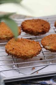 8 ounces soft goat cheese, cut into 8 slices (recommended: Fried Green Tomato Bacon Pimento Cheese Grilled Sandwiches Plate Fete