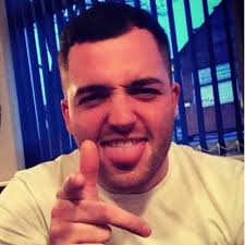 Stephanie Hazell (@Stephazell)