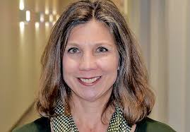 Automotive News adds copy editor