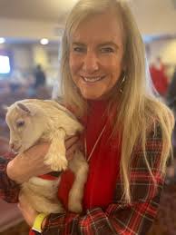 🎉More photos from today, what a  JOY!#nativityscene#Jesus#Christmas#mobilepetting  farm#DentsteadAcres#babygoats🐓🐰🐐🤠