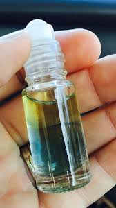 Masuk angin gampang menyerang saat daya tahan tubuh seseorang lemah. Jangan Main Main Dengan Minyak Angin Kalau Salah Guna Boleh Jadi Racun Mudarat Kesihatan Vanilla Kismis