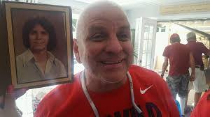 Eddie Ochoa's Instagram, Twitter & Facebook