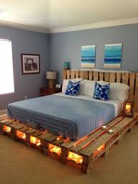 europaletten bett bauen preisgunstige diy mobel im schlafzimmer europaletten bett bett aus paletten schlafzimmer design