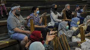Fungsi alat musik tradisional kendang. 3 Alat Musik Tradisional Asli Indonesia Yang Mendunia