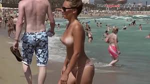 Fantasticly hot while topless on the beach Porn Pic - EPORNER