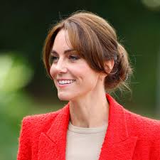 Kate Middleton wears striking £2,780 earrings in first public outing since  completing cancer treatment