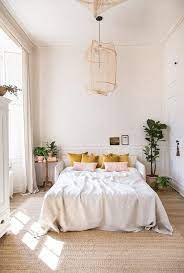 Modern Vintage Bedroom Decor In Mustard Yellow And Pink Velvet And Neutral Colours And Linen Bed Vintage Bedroom Decor Modern Vintage Bedrooms Bedroom Vintage