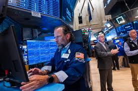 Stock market today: Dow, S&P 500, Nasdaq fall as semiconductors sell off, oil prices jump
