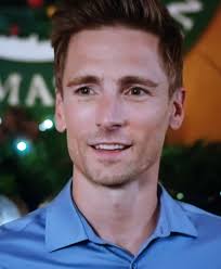 HAPPY WALKER WEDNESDAY Tomorrow, Wednesday 7/2 we have another one of  Andrew's classic Christmas GEMS with Rachel Skarsten airing