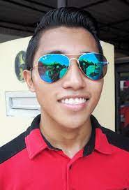 Muhammad khalid, ezzat shafie, fahmi azrul, fauzi azizul, dan syamsul arif. Formasi Kompang Lima Beradik Jadi Rebutan