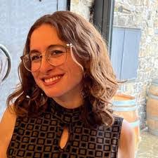 Bethany Gill's Instagram, Twitter & Facebook