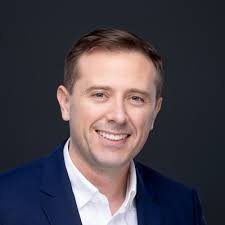 Viajes de Negocios y "Trabajo" en EE.UU. con la Visa B-1/B-2 de Turismo y  Negocios. Qué Actividades Están Permitidas.