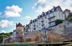 Die stadt le mans liegt im nordwesten frankreichs. Le Mans Reisefuhrer Was Zu Sehen In Le Mans Sehenswurdigkeiten Interessante Orte