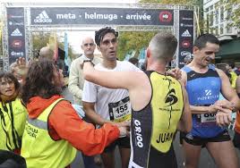 Carles Castillejo Se Adjudica Su Tercera Behobia San Sebastian Consecutiva Pais Vasco Home El Mundo