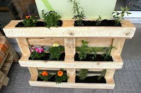 This pallet can be used as vertical growing space or as a trellis. Pallet Vertical Flower Garden Or Planter