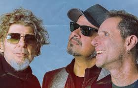 Titãs anuncia retorno de Branco Mello após cirurgia para retirada de tumor 