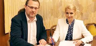 Ceny jsou jednotlivě uvedené za sebou za krátké, střední,dlouhé a extradlouhé vlasy. Safrankova Dolezal Spd Mame Recepty Jak Pomoci Zivnostnikum Samozivitelum Parlamentnilisty Cz Politika Ze Vsech Stran
