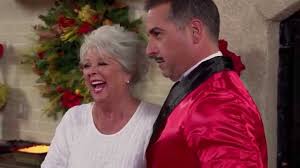 Though married in 2004 to michael anthony groover, she continues to use the surname deen from. Paula Deen S New Christmas Video Is A Whole Lot Of Crazy Y All E Online