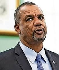 The PLP is so good at twisting stories and their own people believe every  lie they say . Doc has so far during this campaign been pulling larger  numbers than the PLP