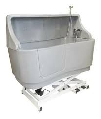 Unsere mitarbeiter haben es uns zur aufgabe gemacht, markt produkte jeder art ausführlichst unter. Badewanne Hundebadewanne Hohenverstellbar Elektrisch Verstellbar Hundescheren