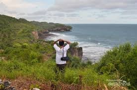 Bahkan untuk tiba di destinasi wisata yang satu ini, anda bisa hal menarik di pantai ngobaran. Asyiknya Akhir Pekan Di Pantai Ngobaran Yogyakarta