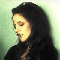 Lenore Moon's Instagram, Twitter & Facebook