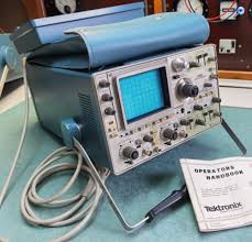 Ac or 80 to 250 v. Das Legendare Tektronix 485 Tragbares Kompaktes 2 Kanal Bis Zu 350mhz Oszilloskop Der 70er Jahre Mess Prufgerate Werkzeuge Rohrenprufer Oszilloskop Oszilloskope Wumpus Gollum Forum