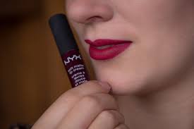 Nyx cosmetics has been coming out left and right with so many amazing lines of products that we can all hardly keep up! Review Berry Coloured Lips With The Nyx Soft Matte Lip Cream In Copenhagen Retrocat