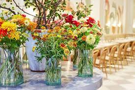 Edible flowers add a boost of colour, flavour and texture to sweet and savoury dishes. Il Fiorista Builds A Menu Around Edible Flowers In Nyc Flower Magazine