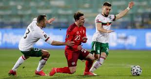 Niet alle wedstrijden die vandaag gespeeld worden, komen op tv. Live Alle Tussenstanden En Uitslagen In De Wk Kwalificatie Europees Voetbal Ad Nl