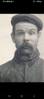 Thomas Richard Berry was born in May 1815 in Southwark, London, the only  child of Thomas Berry and Sarah Palmer. (On genealogy sites it is hinted  that Thomas Seniors real name was