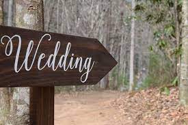 Wedding Arrow Sign Wood Wedding Direction Arrow With Stake Etsy Wood Wedding Signs Wedding Direction Signs Wedding Directions