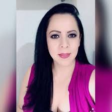 Elena Bernal (@ebjluis)