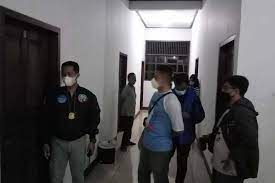 Hotel di kediri yang aman dari razia. Tepergok Bersama Bawahannya Di Kamar Hotel Banjarnegara Oknum Camat Ini Mengaku Sakit Halaman All Kompas Com