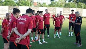 Euro 2021 fiyatı, 2021 yılında euro kuru ne kadardı, tcmb 2021 eur alış satış fiyatı kaç liraydı, 2021 euro günlük aylık fiyatlar, ortalama eur kuru. A Milli Takim In Avrupa Sampiyonasi Hazirliklari Basladi Son Dakika A Milli Futbol Takimi Haber