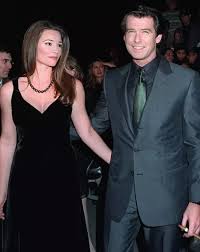 Photos and premium high res pictures sean brosnan, pierce brosnan, dylan brosnan and paris brosnan arrive at the premiere of the weinstein company's 'no escape' at regal cinemas l.a. Pierce Brosnan Wife Weight Loss 2020 Keely Shaye Smith Lost Weight Idol Persona