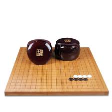 El go es un complejo juego de mesa de el crecimiento anual del mercado de los juegos de mesa modernos en el perú se estima en 35. Amazon Com Mankvis Go Game Juego De Mesa China Juego De Familia De Puzzle Tamano 18 5 In 16 9 In Sports Outdoors