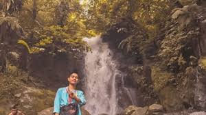 Aesthetic banget foto cewek cantik di dunia satu ini. 10 Tempat Wisata Di Puncak Yang Wajib Dikunjungi