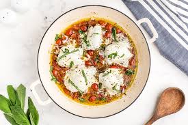 Aug 29, 2019 · you can substitute the breast for chicken thighs for a more juicy and fatty meal. One Skillet Mozzarella Keto Chicken Thighs Forgetsugar