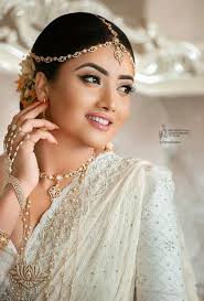 Discover 84 Akku's Kandian Sare and Buddhist Wedding Dress Ideas